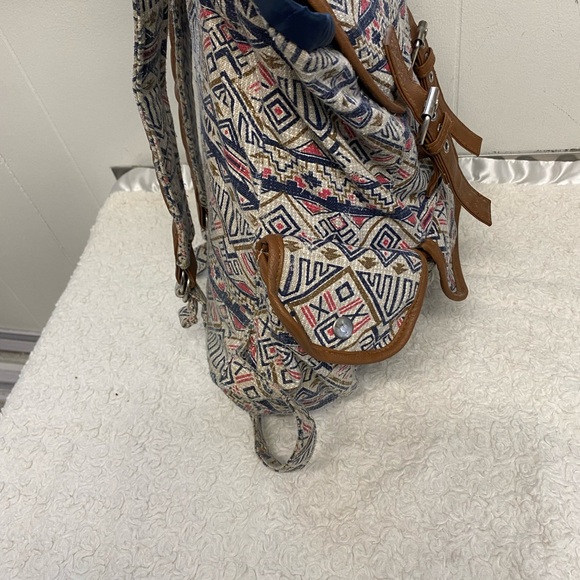 Mudd Tribal school bag Table and Tower Aztec Navy Pink Brown - Picture 6 of 8